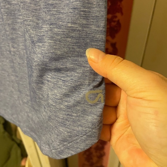 NWOT GAP FIT TWISTED STRAP WORKOUT TANK - Picture 2 of 3